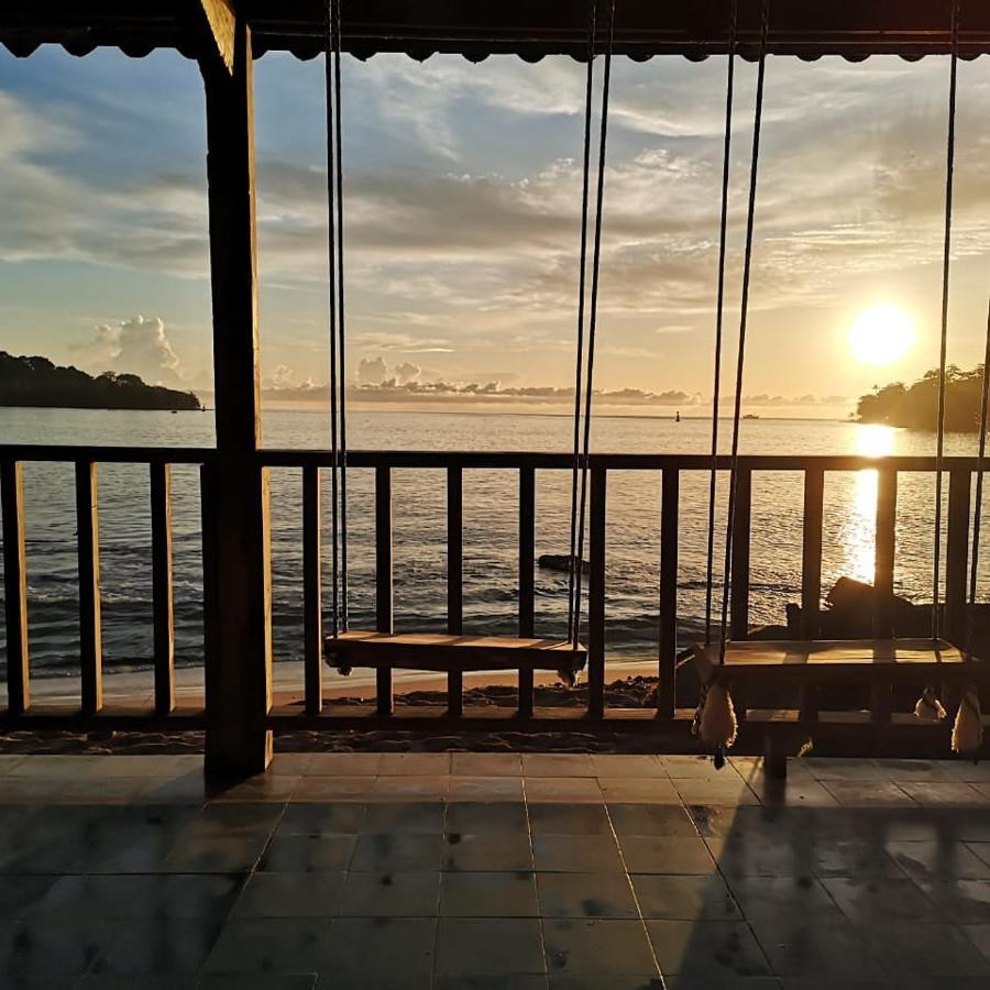 Cafe Del Mar Sapzurro Bed & Breakfast Dış mekan fotoğraf