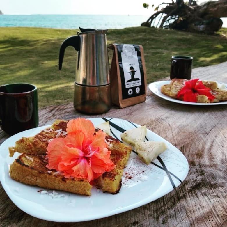 Cafe Del Mar Sapzurro Bed & Breakfast Dış mekan fotoğraf