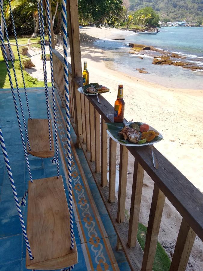 Cafe Del Mar Sapzurro Bed & Breakfast Dış mekan fotoğraf