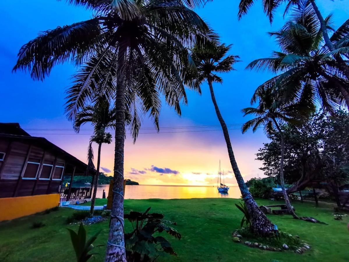 Cafe Del Mar Sapzurro Bed & Breakfast Dış mekan fotoğraf