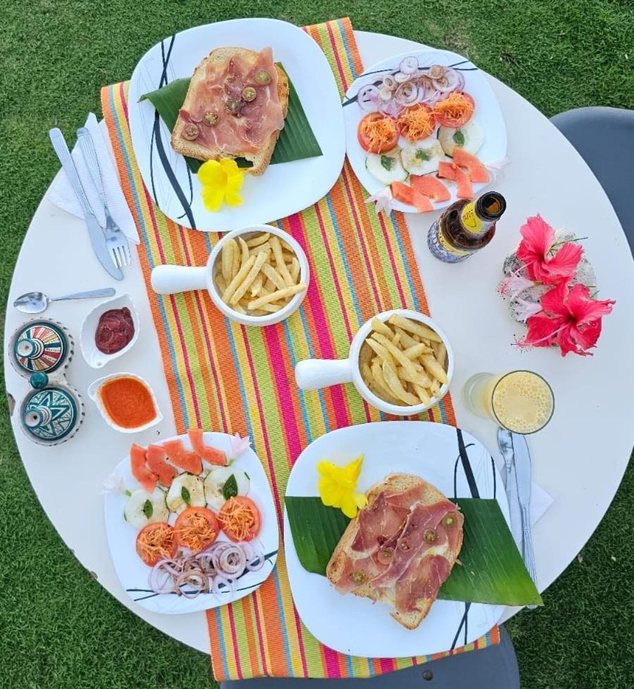 Cafe Del Mar Sapzurro Bed & Breakfast Dış mekan fotoğraf